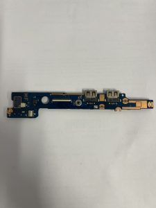 Samsung NP530U4E dviejų USB lizdų ir kortelių skaitytuvo plokštė