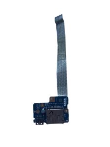 Dell USB SD kortelių skaitytuvo plokštė ZAVC0 LS-B011P su šleifu baltame fone