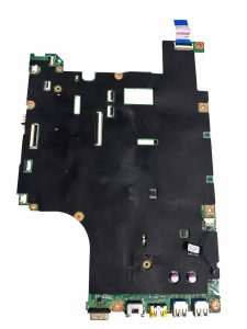 Lenovo V580 pagrindinė plokštė – naudota, veikianti – baltame fone Lenovo V580 pagrindinė plokštė – naudota, veikianti baltame fone