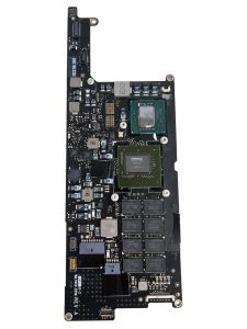Apple MacBook Air A1304 pagrindinė plokštė – naudota, veikianti baltame fone